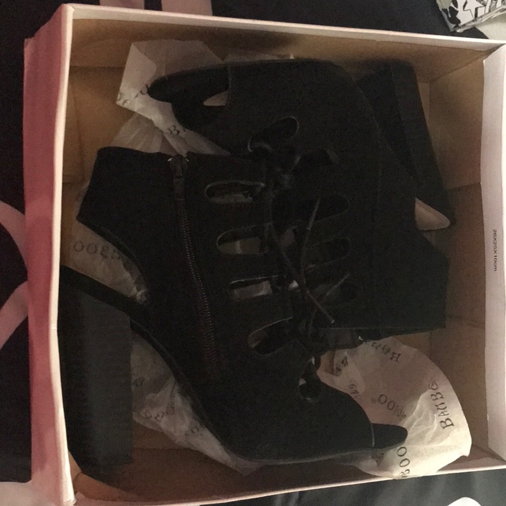 Black Heeled Sandals with Block Heel